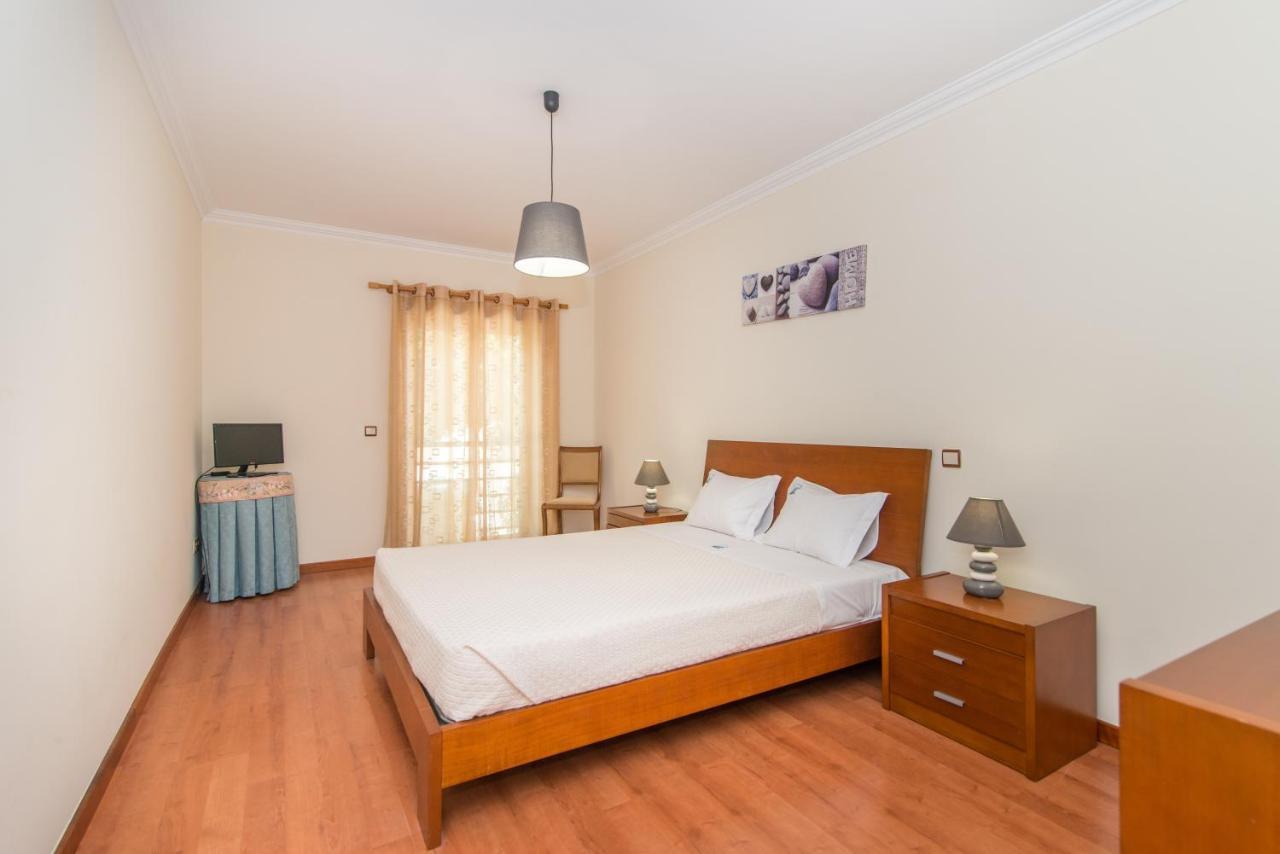 Casa Mergoux - 15 Mins Walk City Center - Quiet - Spacious Tavira Esterno foto